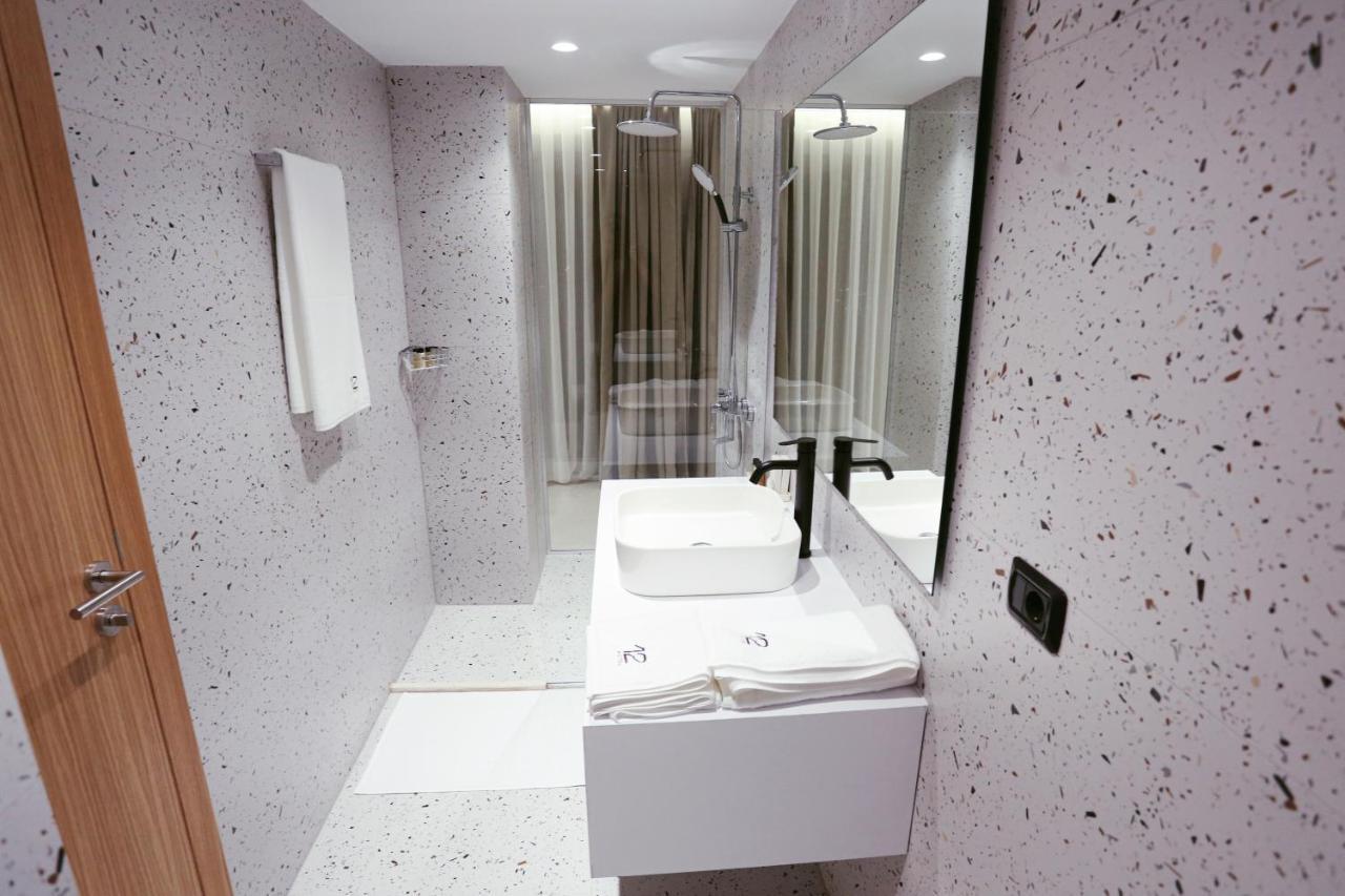 Hotel 12 Gjakova Dış mekan fotoğraf